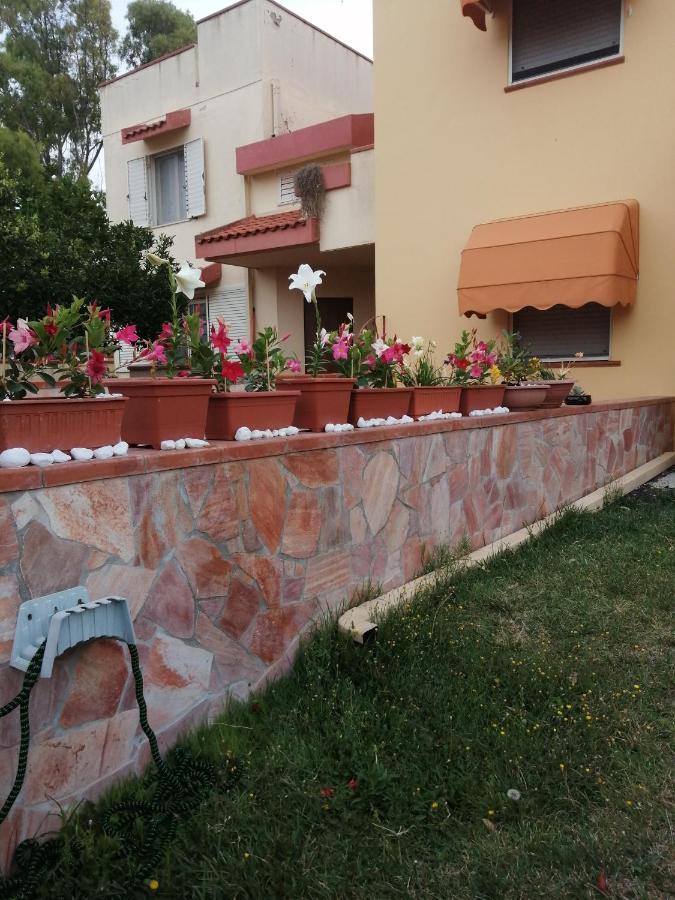 Hotel Domomea Quartu SantʼElena Esterno foto