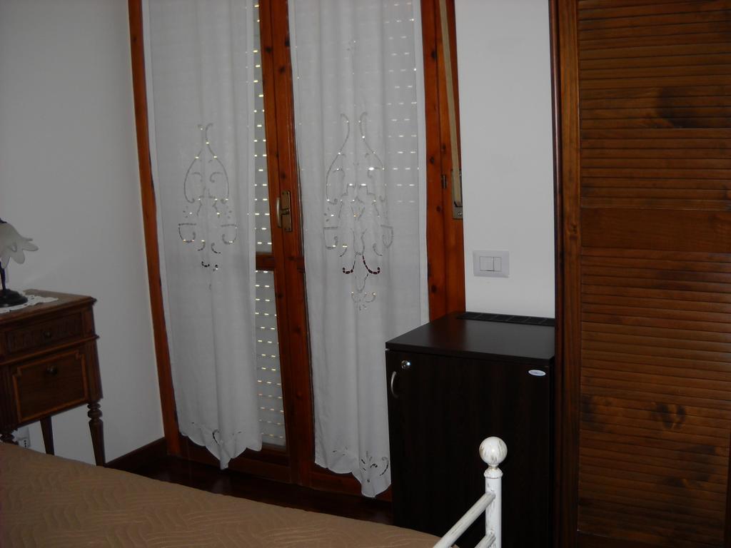 Hotel Domomea Quartu SantʼElena Camera foto