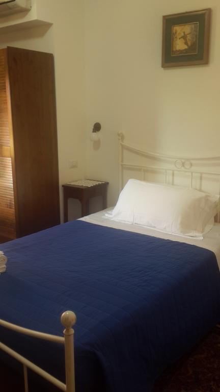 Hotel Domomea Quartu SantʼElena Esterno foto